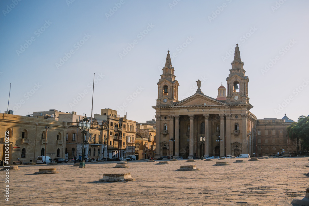 Obraz premium Facade of the Basilica of Our Lady of Mount Carmel in Valletta Malta