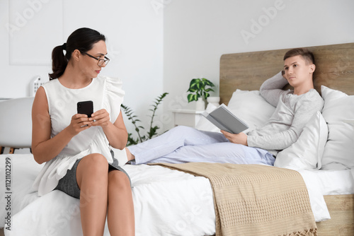 Businesswoman with mobile p...