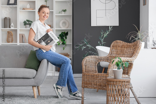 Young woman with interior d...
