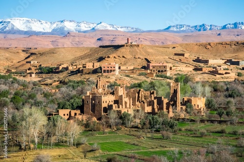 Obraz na płótnie Rose Valley and Atlas mountains in Morocco w salonie
