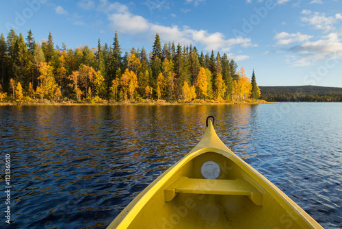 Fototapeta Naklejka Na Ścianę i Meble -  Kayaking on a quiet lake in Sweden