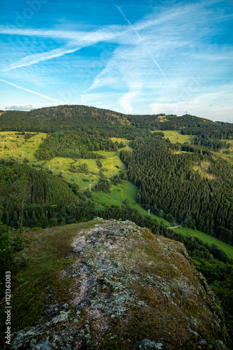 Spätsommerwanderung an einen wunderschönen Abend zum Aussichtspunkt Haderholzstein bei Floh-Seligenthal - Thüringer Wald - Thüringen - Deutschland photo