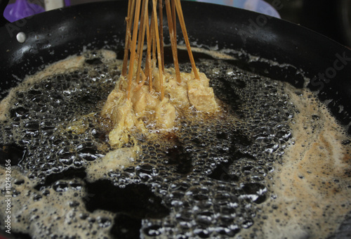 cooking in a pan photo