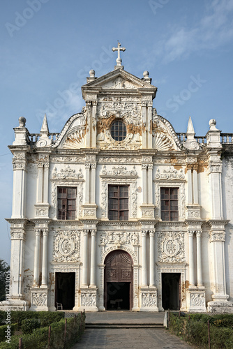 Obraz na płótnie Baroque splendor of St. Paul's Church in Diu w salonie