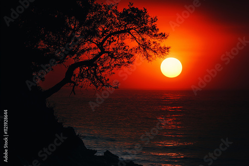 Strahlender Sonnenuntergang über dramatischer Berglandschaft

 photo