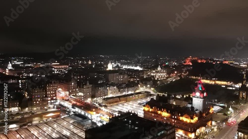 Wallpaper Mural City lights come alive in Edinburgh enchanting night view Torontodigital.ca