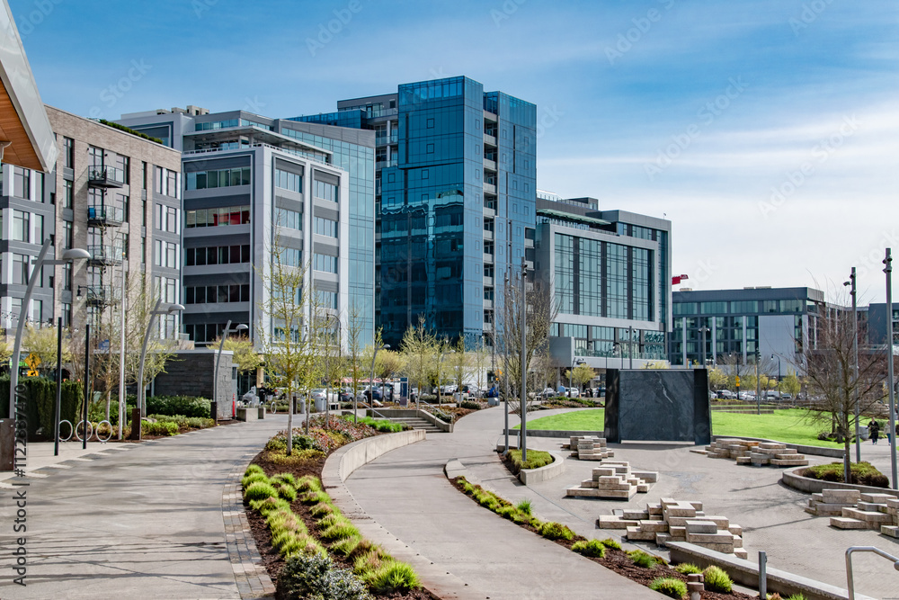 Obraz premium City Skyline Along Vancouver Waterfront Park in Vancouver Washington
