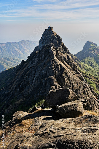 Obraz na płótnie Fascinating landscape of Mount Girnar, between nature and history w salonie