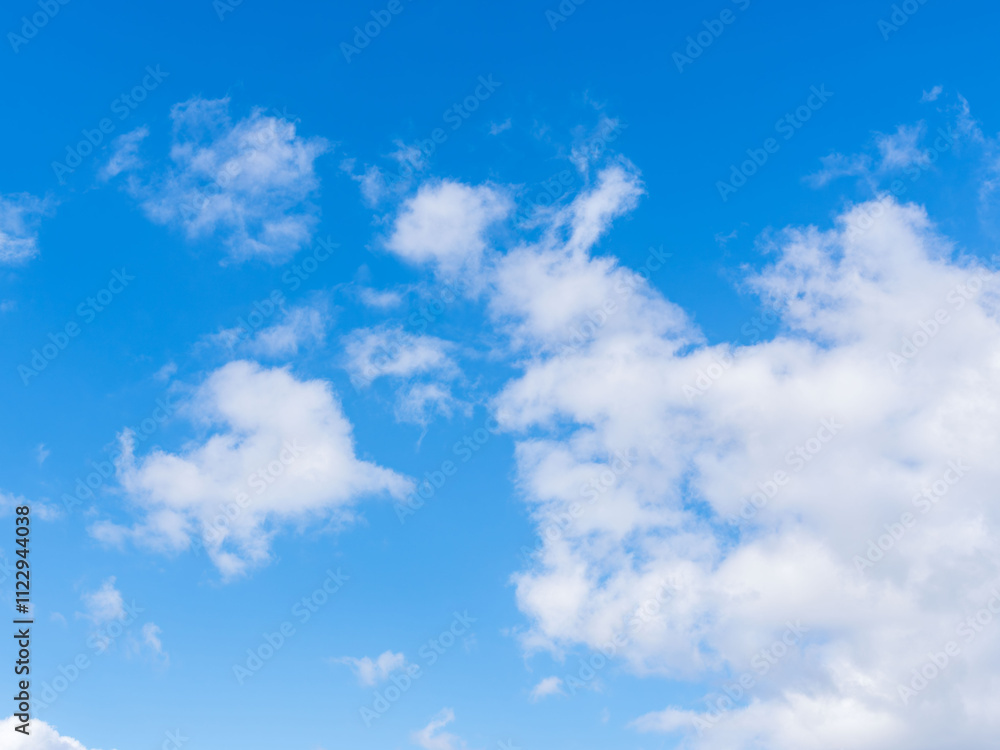 Obraz premium 冬の青空と白い雲21