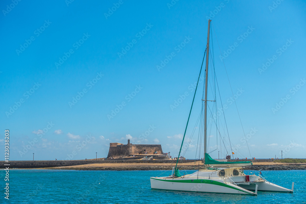 Castillo de San Gabriel, musée historique de la ville de Arrecife, à Lanzarote, île des Canaries, Espagne. Castillo de San Gabriel, musée historique de la ville de Arrecife, à Lanzarote, île des Canaries, Espagne.