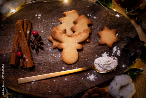 Biscuit de Noël en forme de renne à la cannelle