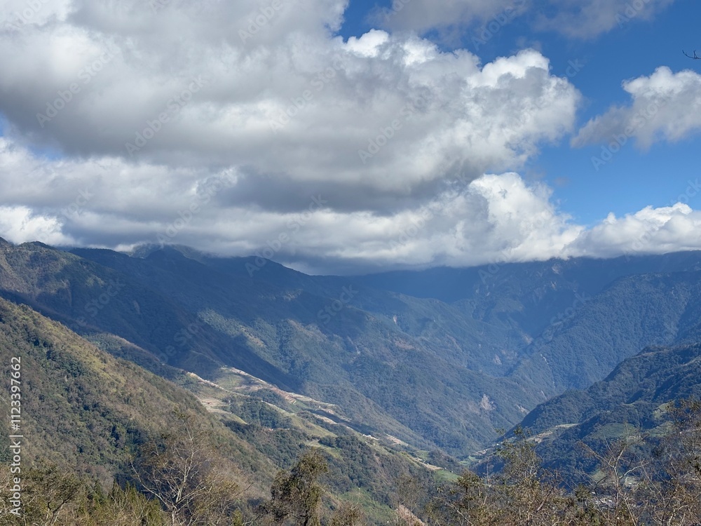 Fototapeta premium mountains and clouds