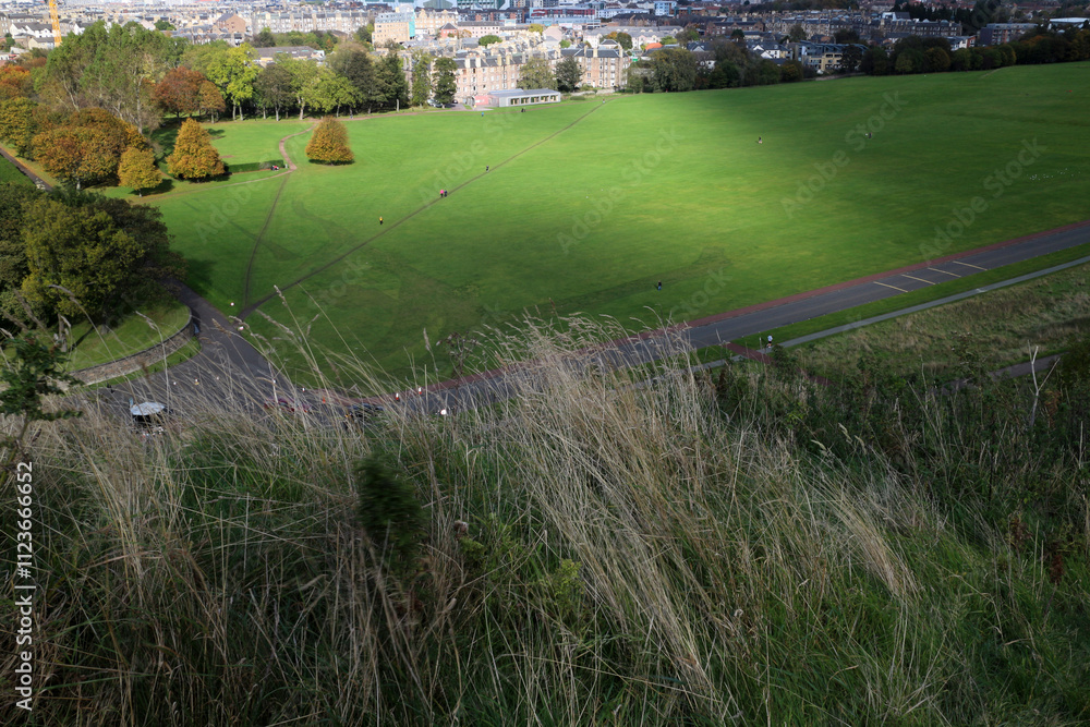 Naklejka premium City of Edinburgh viewed from Arthur's Seat - Lothian - Edinburgh - Scotland - UK