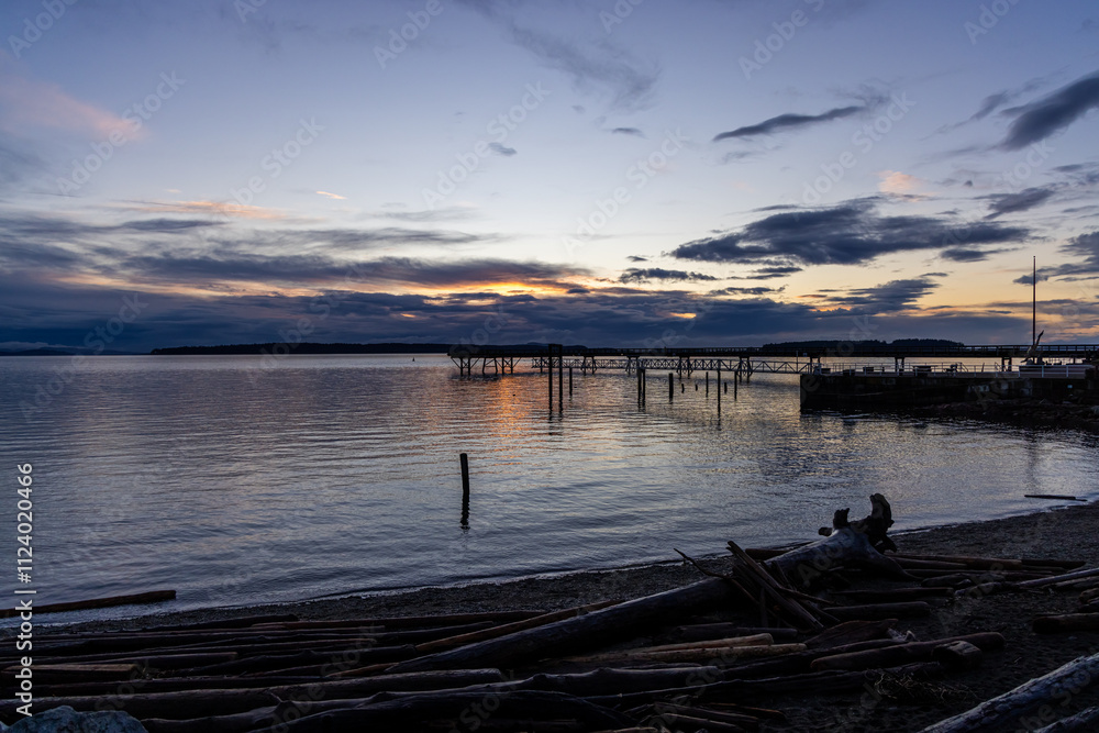 Fototapeta premium Scenic Sunrise Over Downtown Sidney Harbor, Vancouver Island, BC, Canada