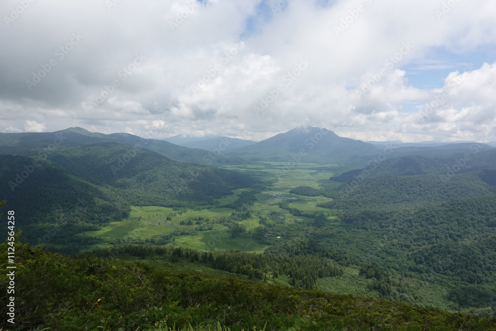 Fototapeta premium Ozegahara from Mt. Shibutsu