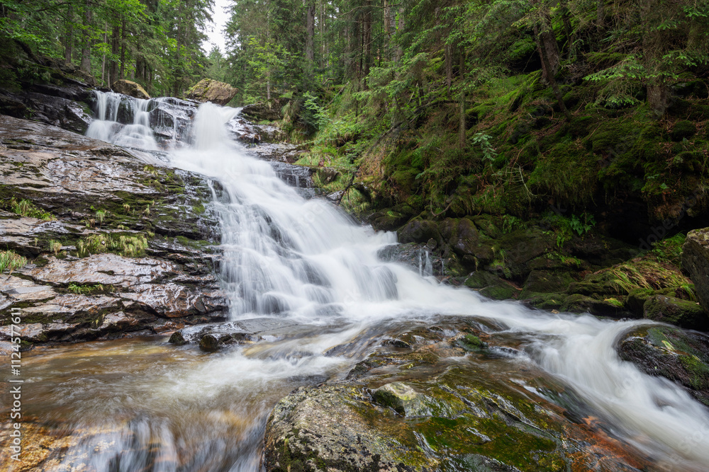 The famous Rissloch waterfall (Ri�loch-Wasserf�lle) near Bodenmais in the Bavarian Forest. The famous Rissloch waterfall (Ri�loch-Wasserf�lle) near Bodenmais in the Bavarian Forest.