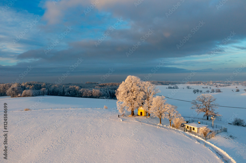 © Westend61 - Scenic winter landscape with Maria-Dank-chapel and snow in Bavaria