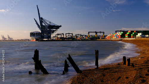 Foto Sunset on Felixstowe Harbour, Suffolk