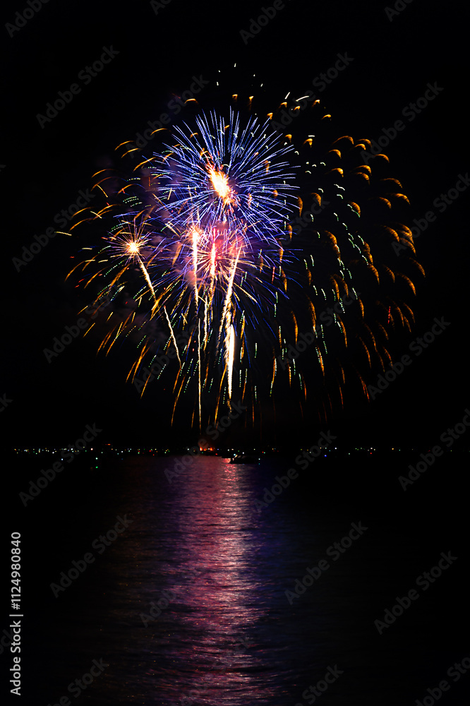 Fireworks Explode Over Lake With Boats - 4295