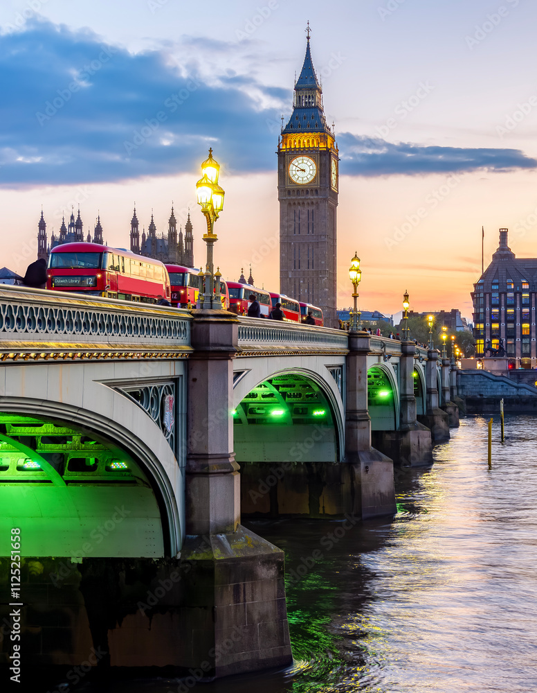 Φωτογραφία Big Ben tower of Houses of Parliament and Westminster bridge at sunset, London,