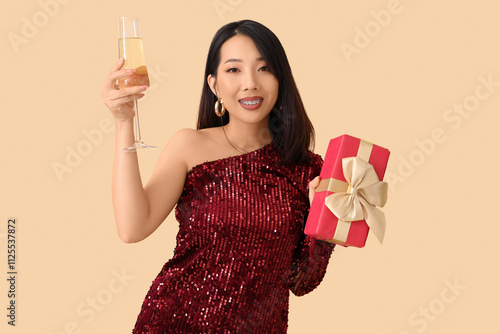 Beautiful Asian woman with ...