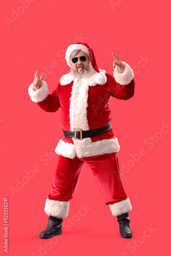 Cool Santa Claus in sunglas...