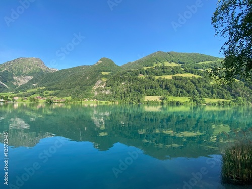 Lake Lungern or Natural reservoir Lungerersee - Canton of Obwald, Switzerland (Naturstausee Lungernsee oder Lungerensee - Kanton Obwald, Schweiz)