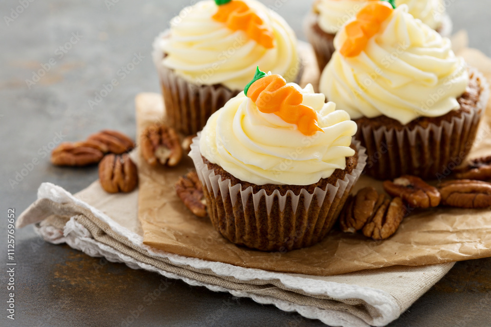 Carrot cupcakes with cream cheese frosting Carrot cupcakes with cream cheese frosting