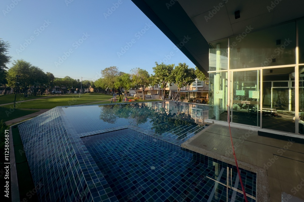 Fototapeta premium pool in the night