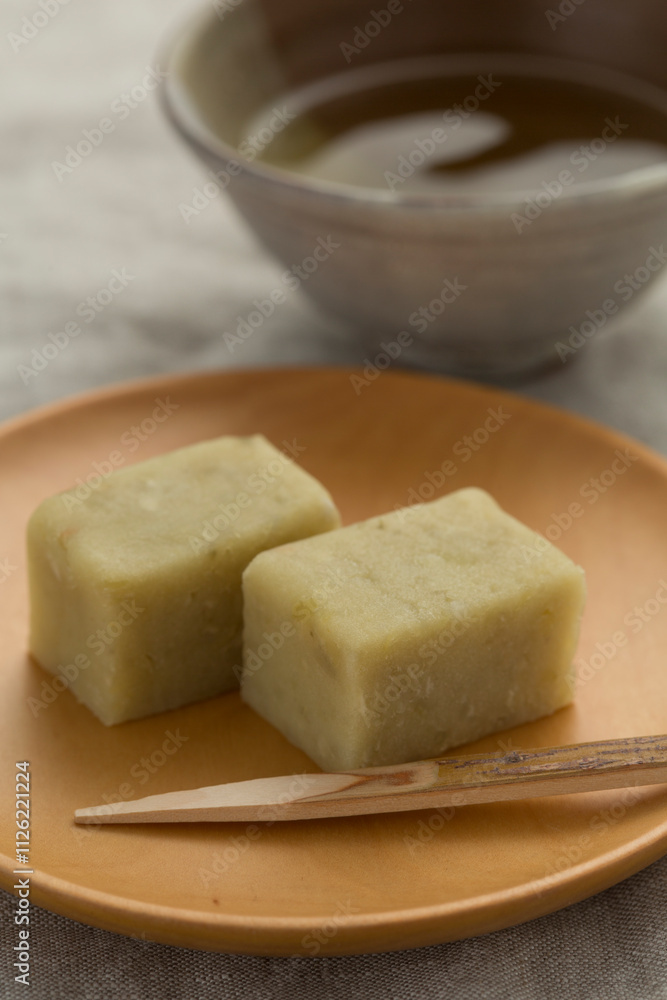 Imoyokan and tea Imoyokan and tea