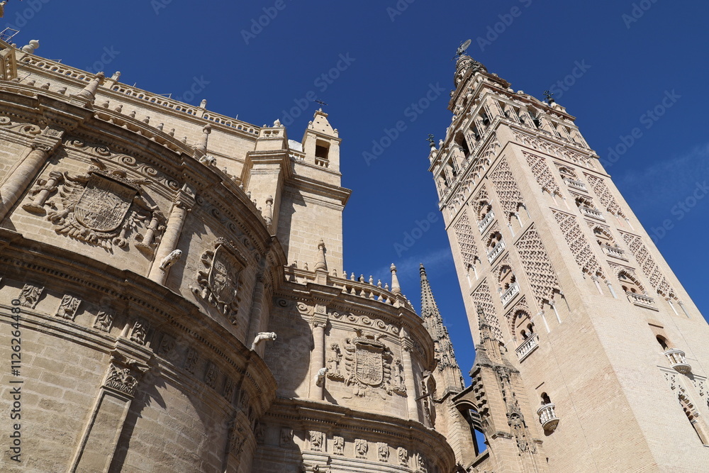 Φωτογραφία Perspective view of the world famous Cathedral of Seville, Andalusia, Spain