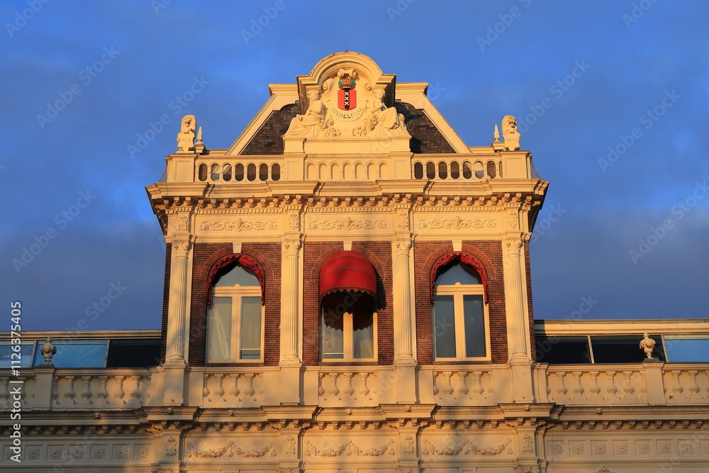 Obraz premium Vondelpark Building Exterior Close Up with Sculpted Decoration, Balustrade and Windows in Amsterdam, Netherlands