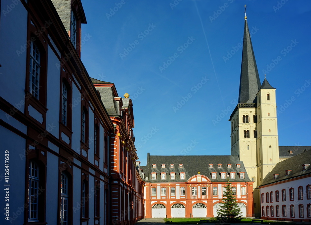Naklejka premium Die 1000 Jahre alte Abtei in Brauweiler
