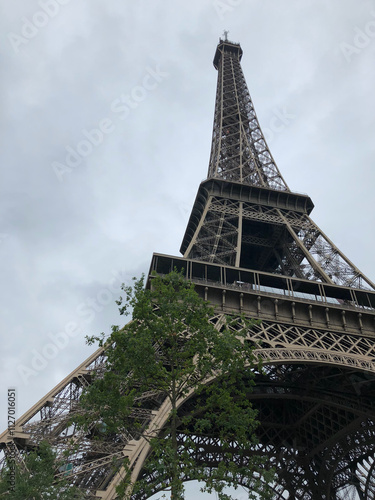 eiffel tower