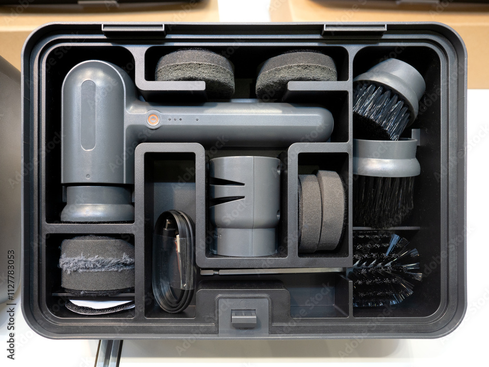 Obraz premium 工具セット 電動洗浄ツール