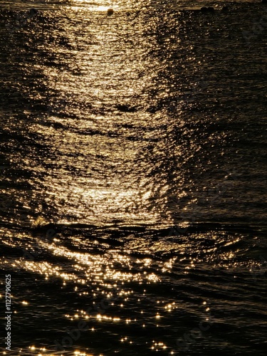 Atardecer en el mar 