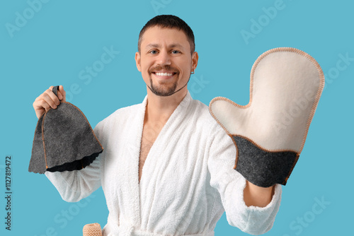 Handsome man with sauna fel...