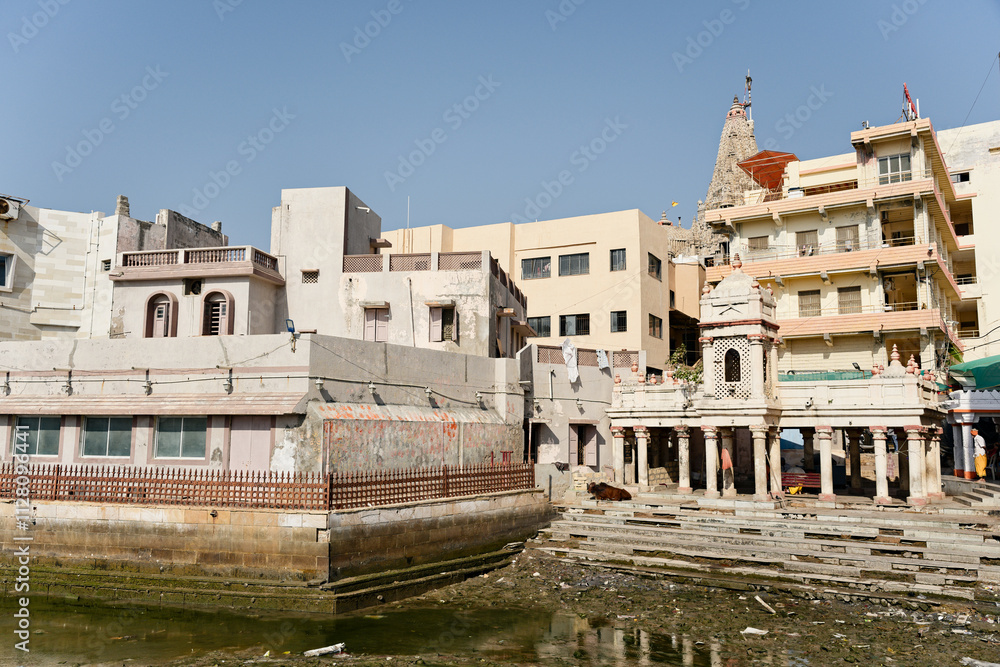 The Shree Dwarkadhish Temple: a spiritual jewel in India