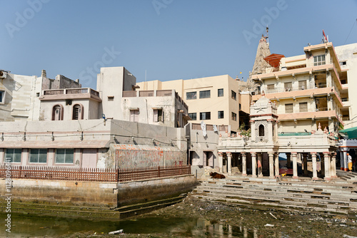 Obraz na płótnie The Shree Dwarkadhish Temple: a spiritual jewel in India w salonie