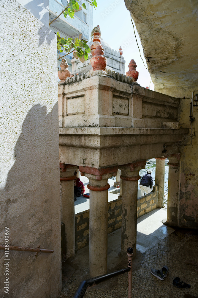Authentic atmosphere in the small streets of Dwarka