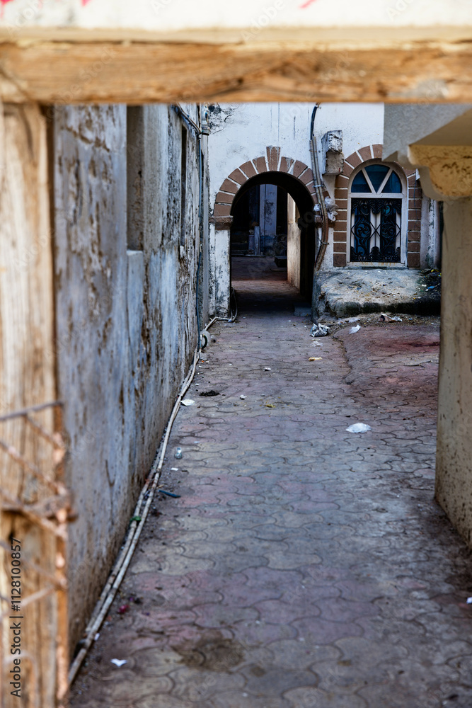 Authentic atmosphere in the small streets of Dwarka