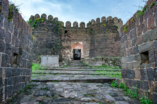 Fotografía The Daulatabad Fort near Aurangabad India