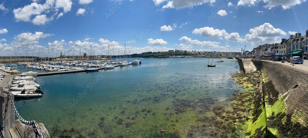 Port et bateaux à Camaret en Bretagne Finistère France