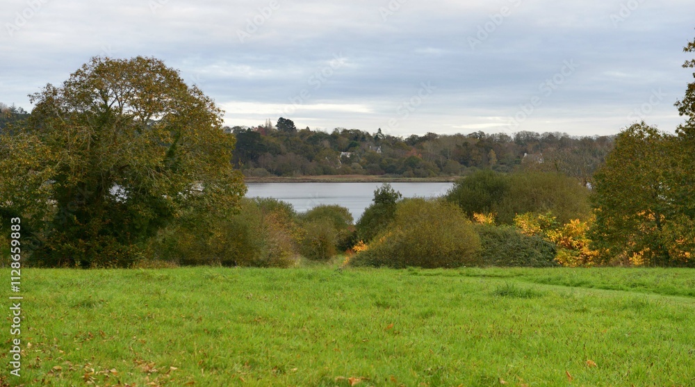 les bords de l'Odet à Quimper en Finistère Bretagne