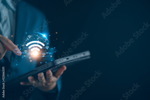 Foto Internet wifi fast connect concept, Man access high speed wireless transfer big