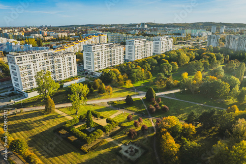 Obraz na płótnie Block of flats. Gdańsk Zaspa. Autumn weather. The largest blocks. w salonie