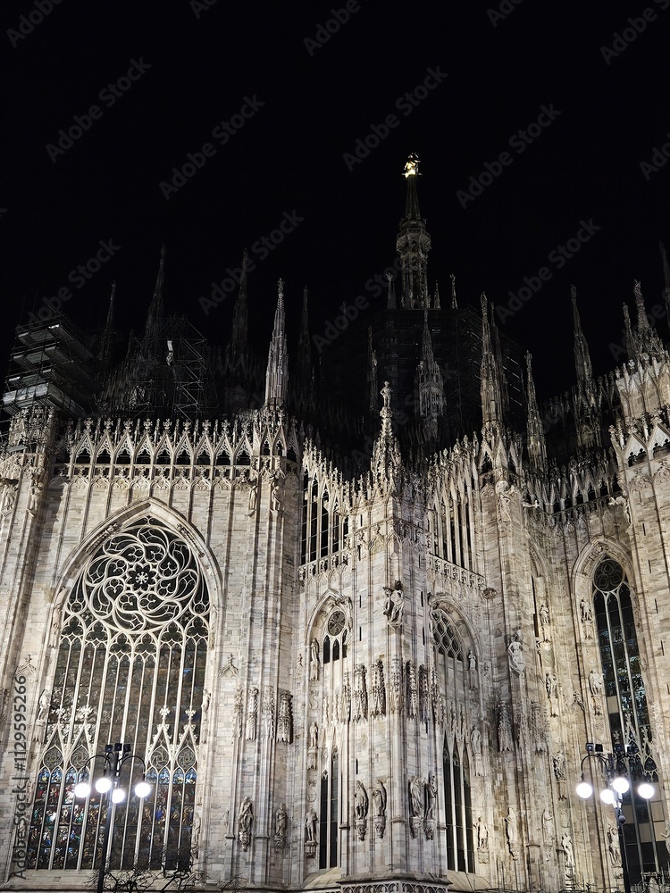 Fototapeta premium Milan Cathedral at night. Duomo di Milano. Milan, Italy. 