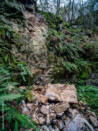 Das Eisiger Loch, Höhle im Muschelkalkstein photo