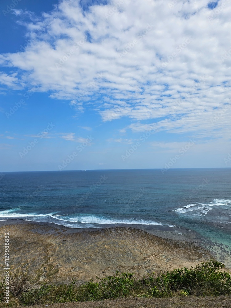 Fototapeta premium beach and sea