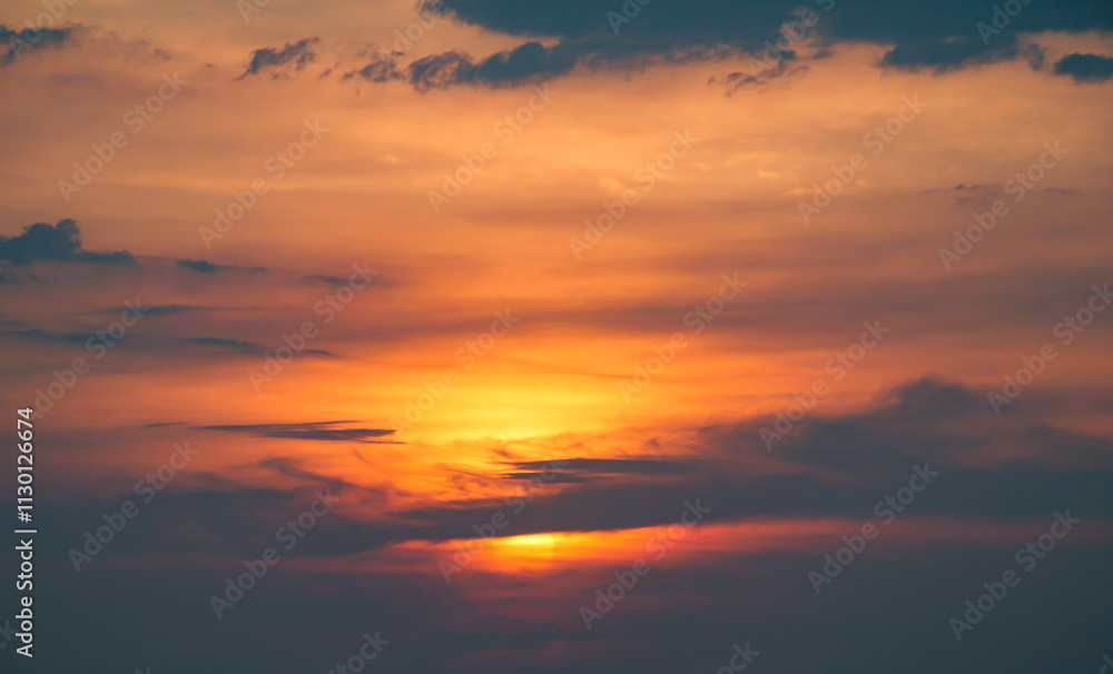Fototapeta premium Dark sunset sky